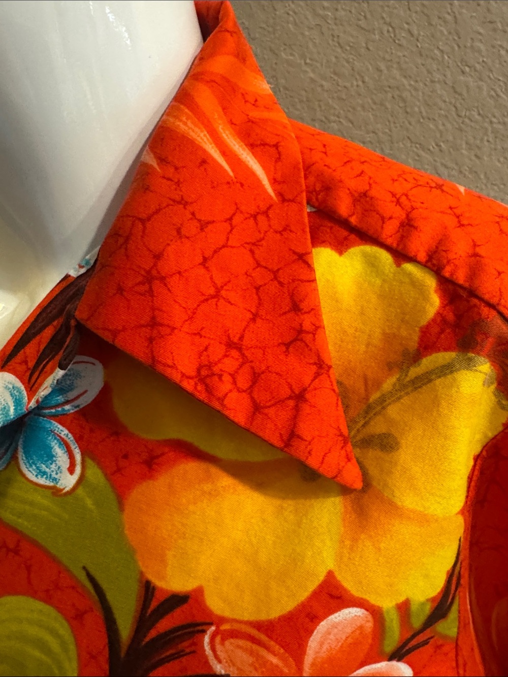 Sears Red Tropical Floral Button-Down Shirt - Picture 4 of 10
